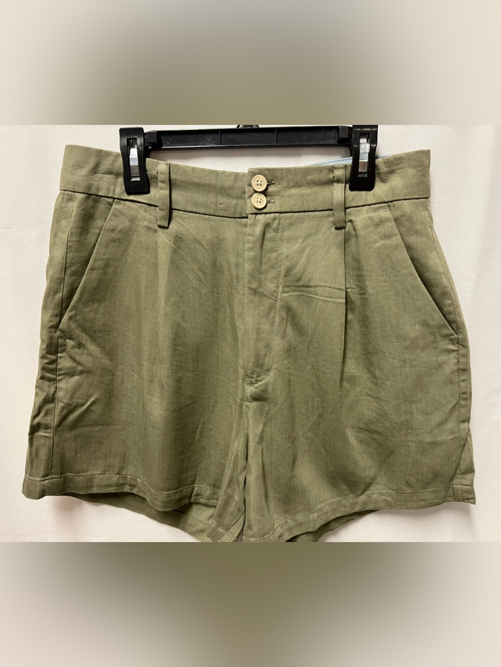 JACHS Girlfriend Olive Green High-Waist Tailored Shorts
